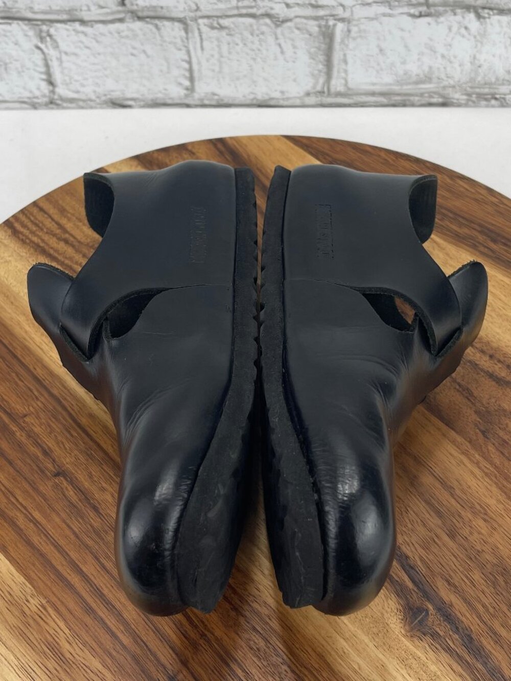 VTG Birkenstock London Womens 6/37 E Black Leather T Strap Closed Toe Shoes - Picture 11 of 16